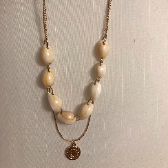 Child of the Wild Shell Necklace - Picture 2 of 3